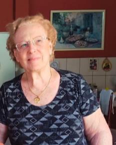 A devoção de ensinar da professora de 78 anos que se mantém na ativa em Presidente Bernardes