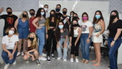 Sonho de ser jornalista causa encantamento