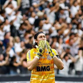 Goleiro Cássio tem uma história de vencedor e de consagração no Corinthians