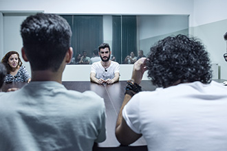 Laboratório de Pesquisa de Mercado: o objetivo é que sejam selecionadas pessoas para pesquisas qualitativas que serão entrevistadas na sala, enquanto alunos de publicidade analisam todas as reações dos entrevistados para transformar aqueles resultados em visões reais de uma determinada pesquisa. No local tem equipamentos de som e de microfones de última geração, além de programas especiais de análise de dados.