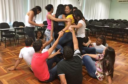 Estudantes deixam descanso de lado e fazem cursos de férias