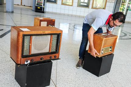 Mostra possibilita avaliar a evolução tecnológica do rádio