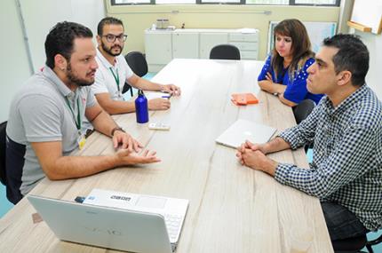 Pesquisador estuda dificuldade de ser LGBT no terceiro mundo