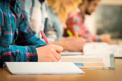 Dúvidas de física e matemática são sanadas gratuitamente