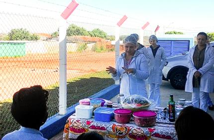 Biomedicina e Nutrição atendem mulheres da ESF do Bela Vista