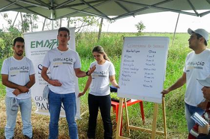Agronomia contribui em evento no PR sobre legumes e verduras