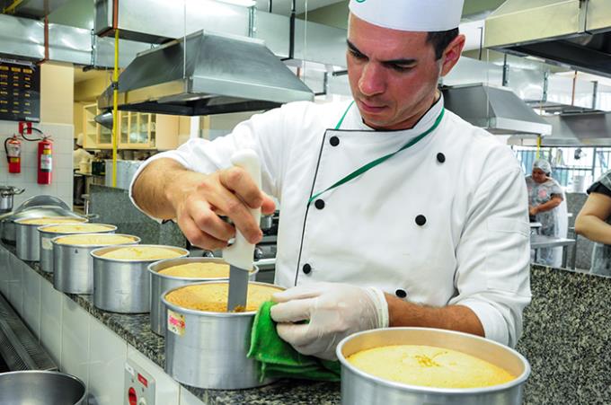 Gastronomia oferece workshop sobre bolo e arte de confeitar