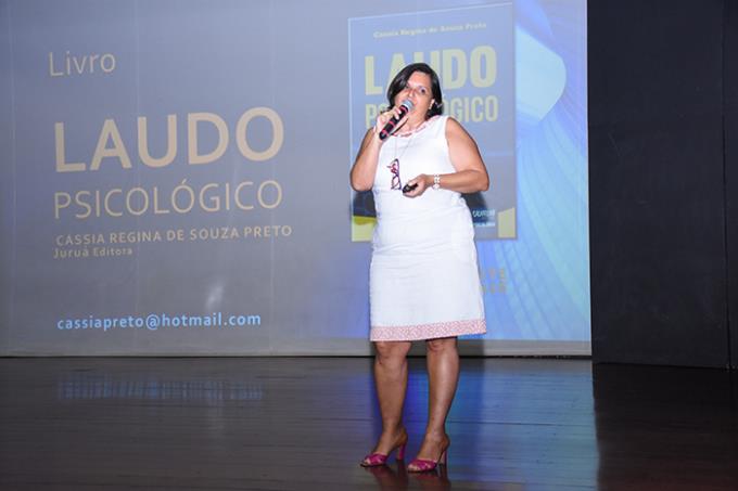 Lançamento de livro e mesa-redonda são destaques de eventos