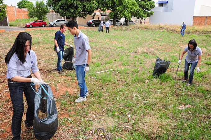 Jardim Novo Bongiovani recebe mutirão de limpeza trimestral