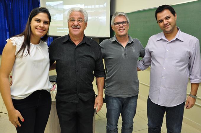 Geisiane com os doutores Felício, Silva e Amaral
