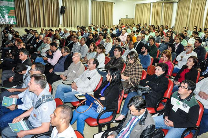 Solenidade de abertura, realizada na noite de sexta-feira