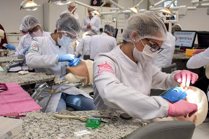 Concurso de dentística é novidade na Jornada de Odontologia 