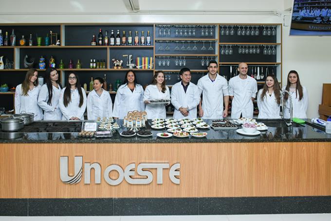 Acadêmicos apresentaram suas propostas no Laboratório de Aula Show