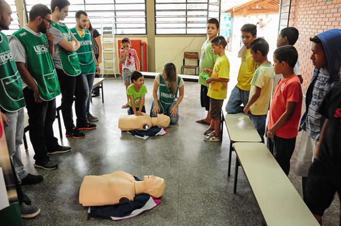 Além da infraestrutura da maior universidade do oeste paulista, estudantes integram projetos de extensão