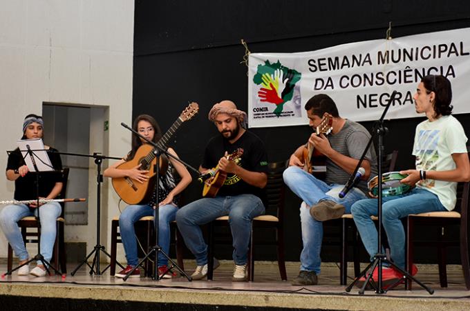 Expressões artísticas marcam Consciência Negra na Unoeste