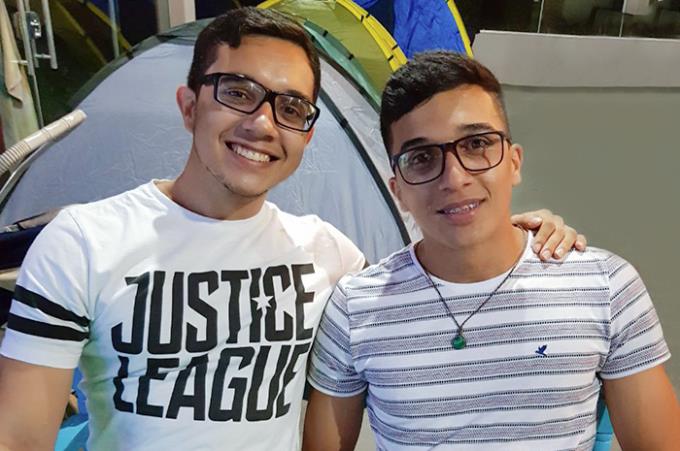 O Kelvin Sousa (esquerda) influenciou na decisão do irmão, Kaique Sousa, de optar pela Unoeste 
