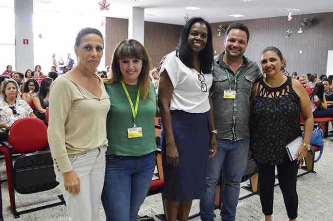 Izilda, Camélia, Ana Carolina, Pessoa e Renata