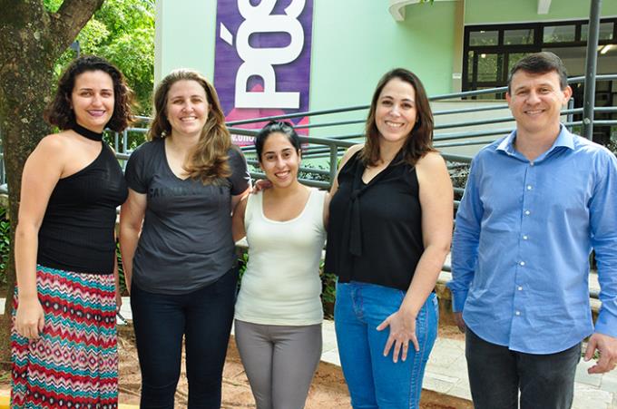 Adiane. Rosana, Beatriz, Graziela e Guelfi