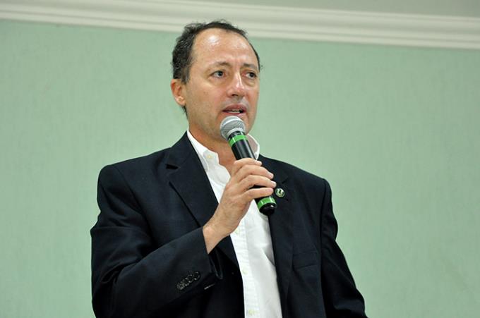 Dr. Creste: reafirmação da parceria da Unoeste com a Anprosem