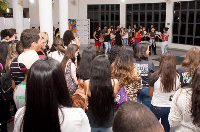 Bateria Desestrutura abriu o evento na noite dessa quarta-feira