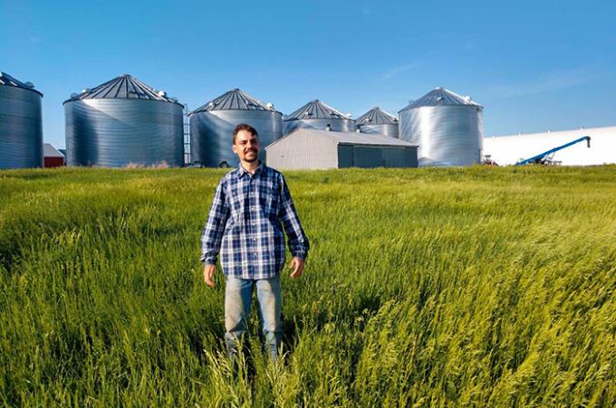 Egresso do curso de Agronomia realiza intercâmbio nos EUA