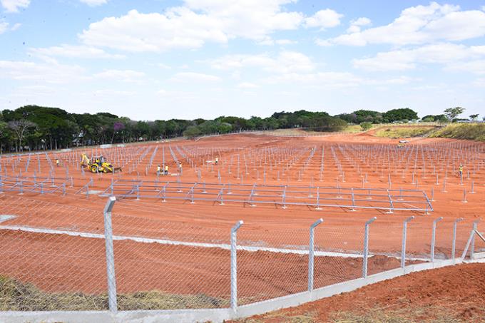 Obras avançadas para maior usina solar fotovoltaica 