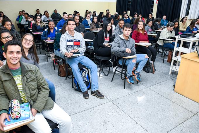 Sala cheia: modalidade de ensino da Unoeste recebe alunos que almejam inserção rápida no mercado de trabalho