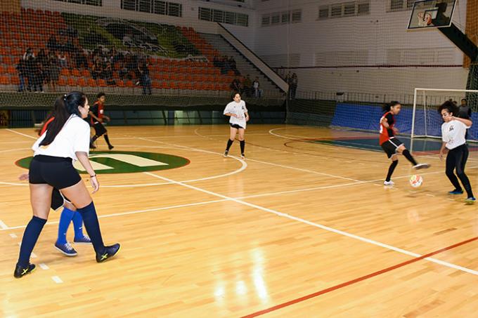 Faculdade Sogipa - @mundo_do_futsal entre e vote, pois cada voto é um gol!  Time de Futsal Feminino FacSogipa 👏👏👏