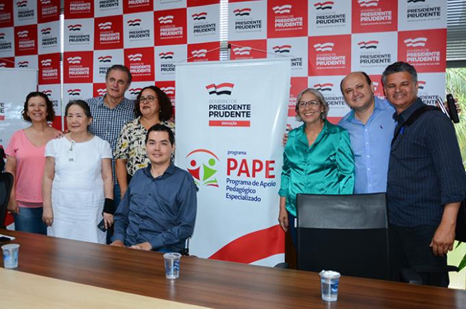 Participantes do lançamento no gabinete do prefeito Bugalho