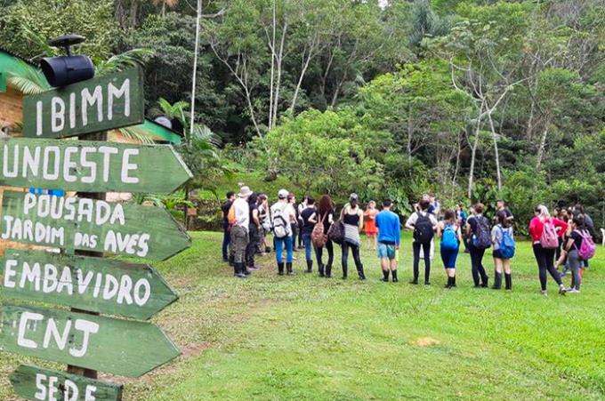 Ciências Biológicas visita Instituto de Biologia Marinha