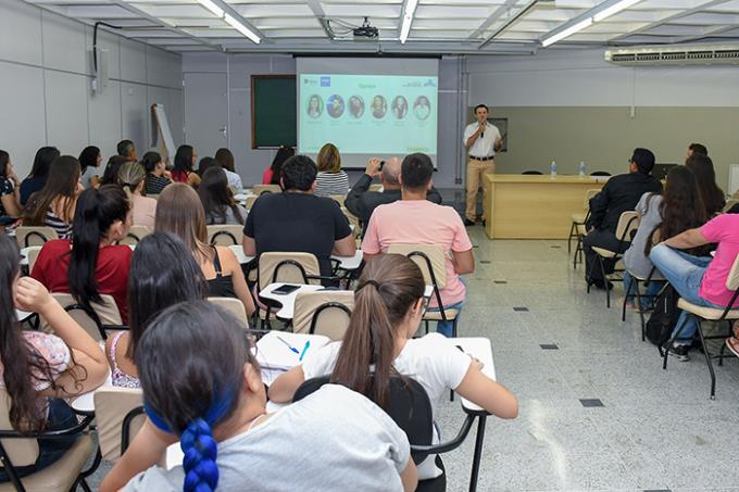 Equipe da Unoeste exibe relatório técnico do INSS Digital