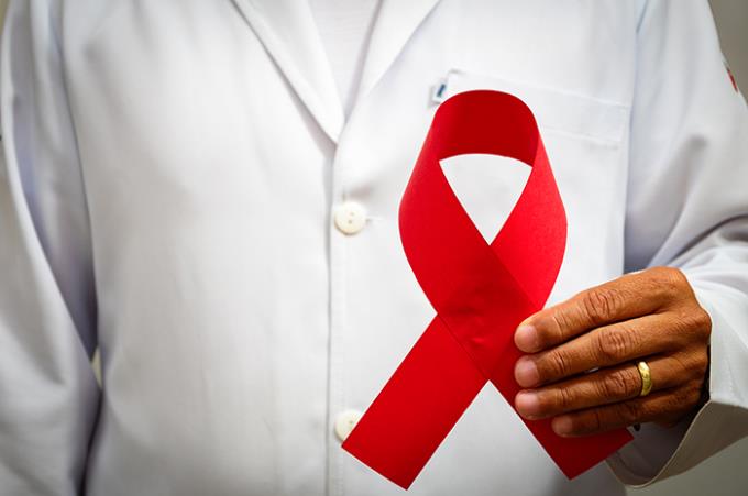 Sigilo no trato com pacientes de HIV/Aids é tema de estudo