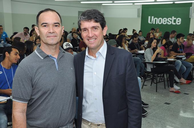 Doutores Jair Rodrigues Garcia Junior e Antonio Herbert Lancha Junior