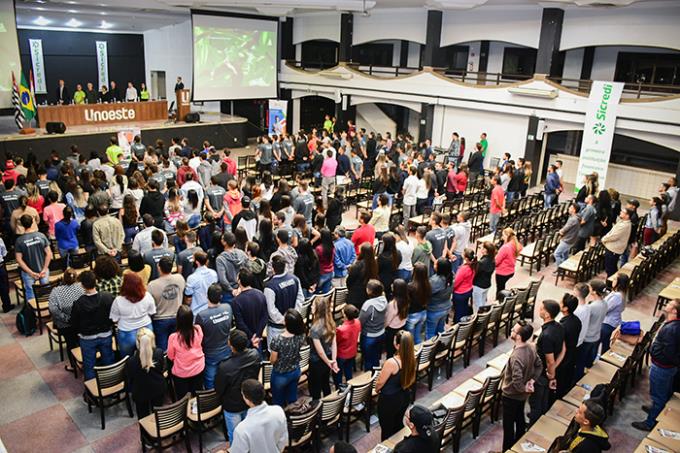 Salão do Limoeiro sediou a abertura do 6º Simcad da Unoeste