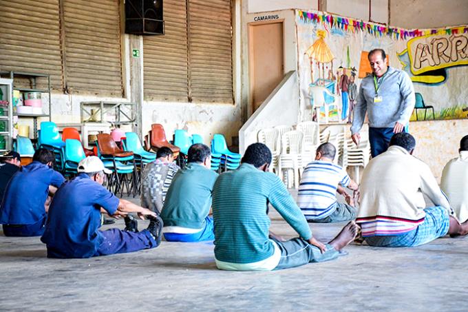 Internos recebem o projeto da Unoeste sempre às segundas e sextas-feiras