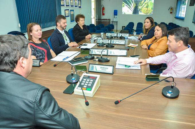 Especialização para professores atende necessidade do Pontal