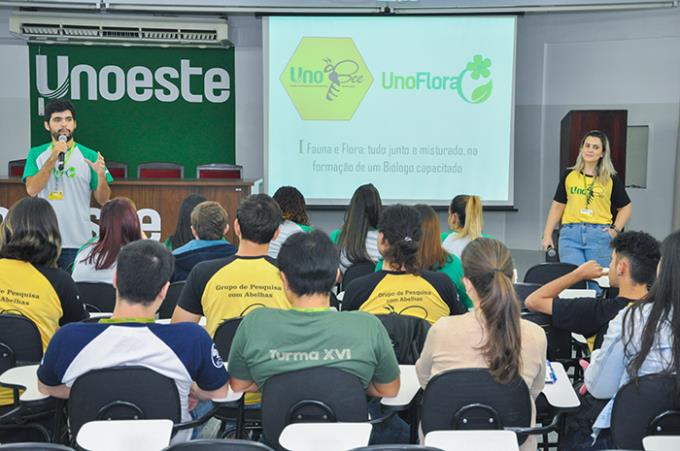 Evento da Biologia orienta sobre mercado e como empreender