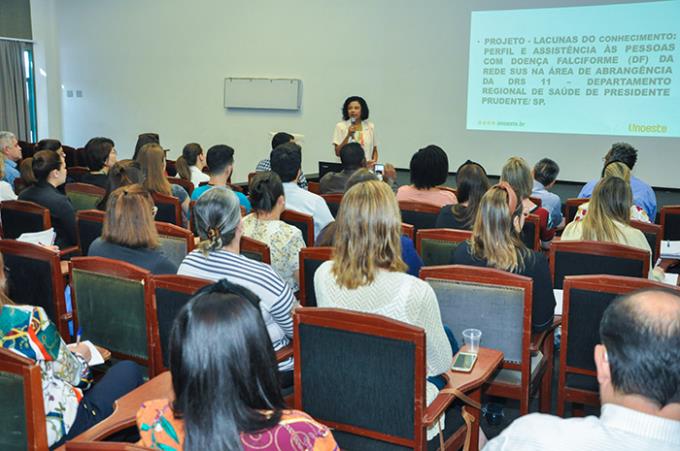 Projeto piloto sobre anemia falciforme oferece capacitação
