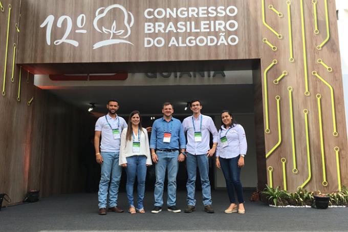 Iago Santos, Patrícia Mello, Fábio Echer, Carlos Felipe e Caroline Honorato