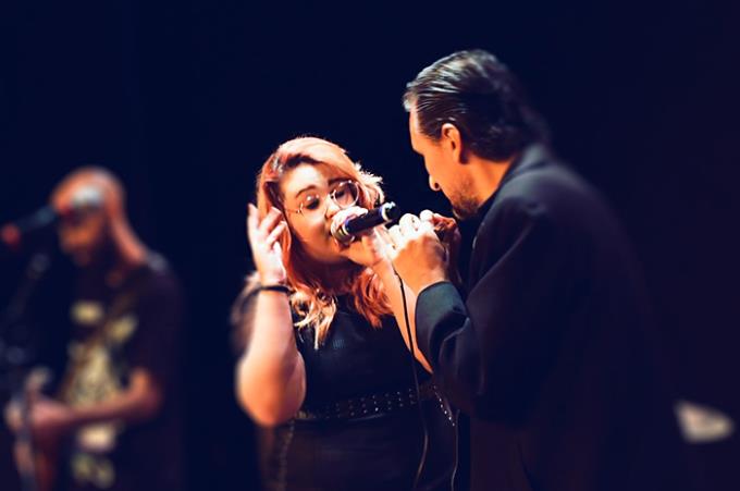 Universidade é cenário de banda de rock com músicas autorais