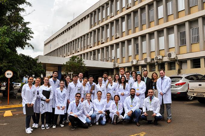 Alunos de Medicina em Jaú iniciam atividades na Santa Casa