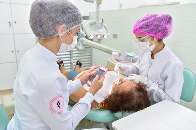 Odonto experimenta novo app para atendimentos na clínica