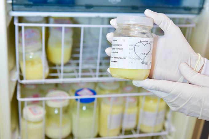 Doação de leite materno é prejudicada com pandemia da Covid