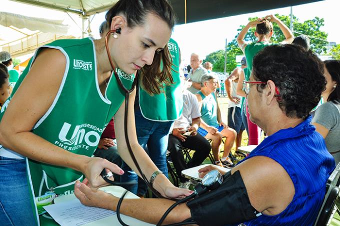 Dia Nacional da Saúde é lembrado por docentes e egressos