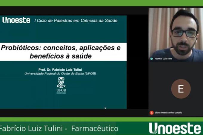 Ciclo de palestras debate temas relevantes na área de saúde