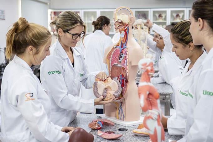 Unoeste Guarujá abre inscrições para vestibular de Medicina