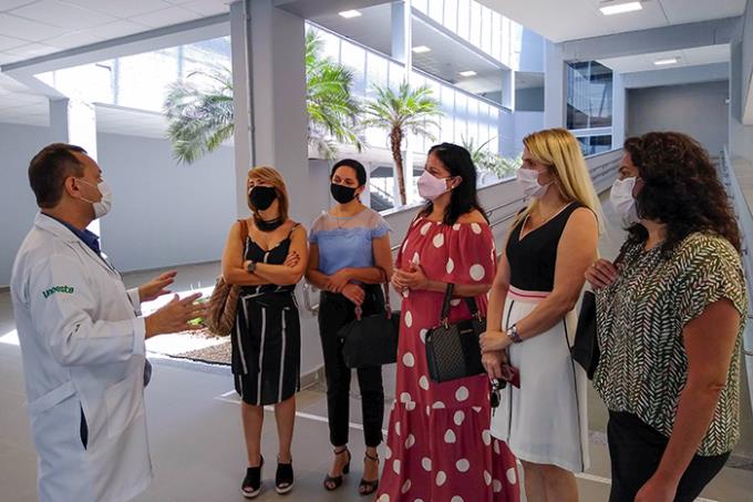 Unoeste recebe comitiva da Secretaria de Educação de Guarujá