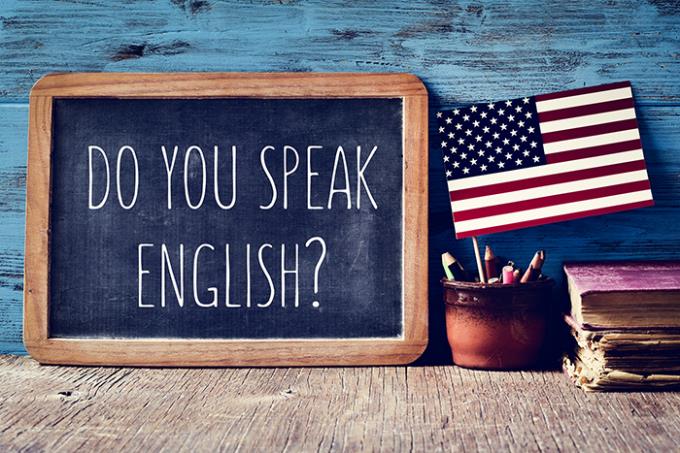 Centro de Idiomas: curso retoma modelo presencial
