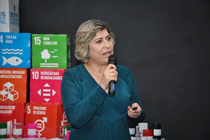 Dra. Alba Arana afirma que tem muito o que comemorar pelos sete anos do programa Unoeste Sustentável 