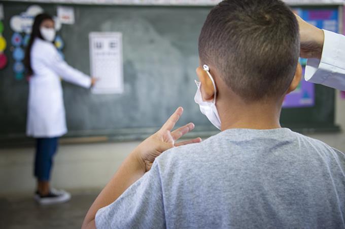 Alunos de 12 escolas passarão por testes de acuidade visual